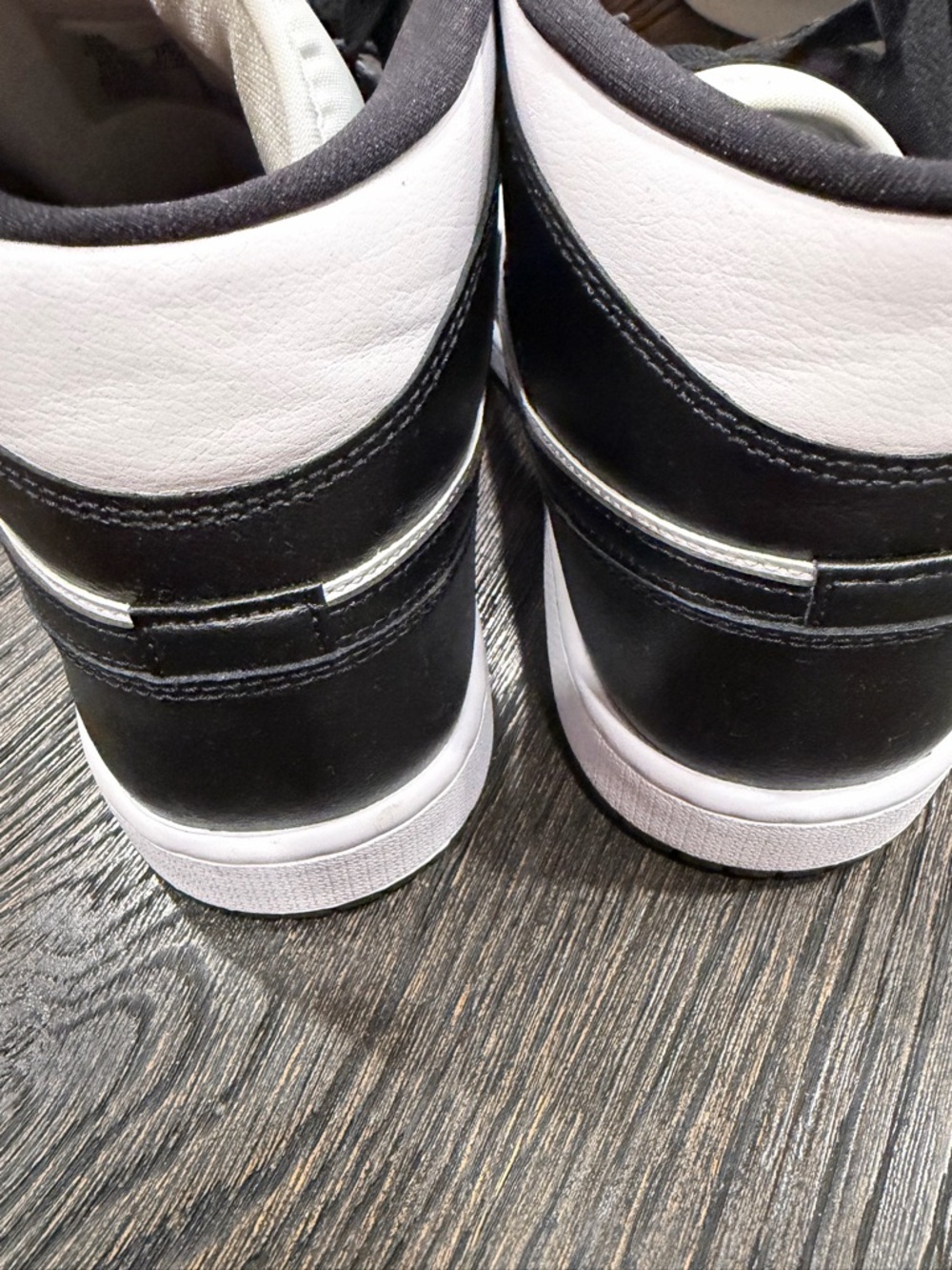 Nike Air Jordan 1 Mid Black White PANDA New Shoes Women size 10.5 like new - Picture 7 of 10